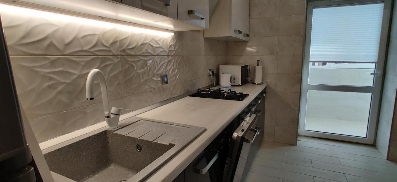 Luxury Apartments Atlant ลุตสกาย ภายนอก รูปภาพ