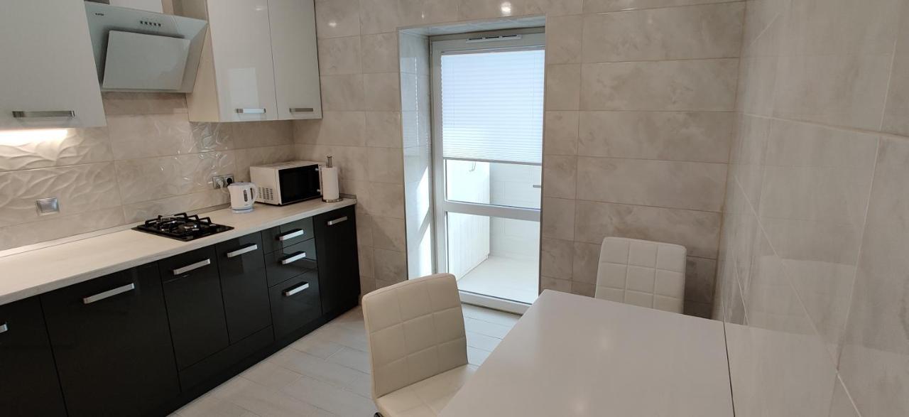 Luxury Apartments Atlant ลุตสกาย ภายนอก รูปภาพ